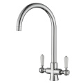 Misturador para Lavatório de Cozinha com Duas Lever Brass Swivel